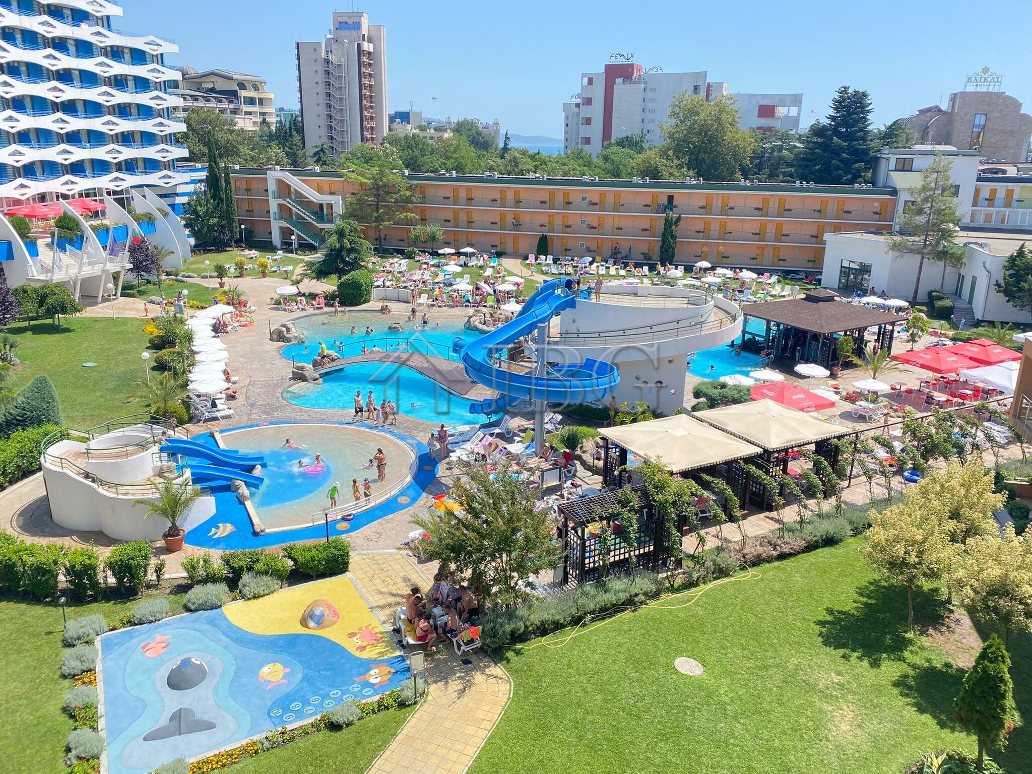 1-Bedroom Apartment with Sea & Pool View Trakia Plaza, Sunny Beach — main photo