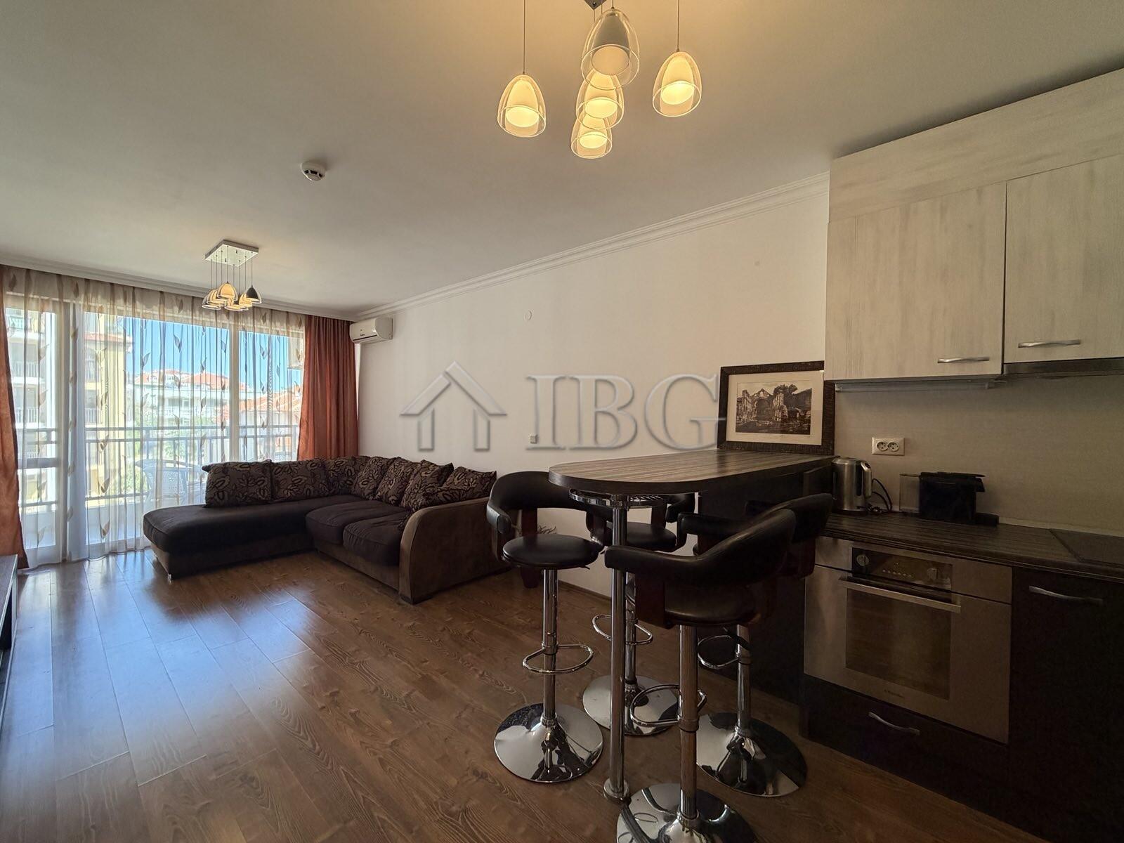 Spacious 2-Bedroom Apartment near the Beach Amphora, Sveti Vlas — photo 3