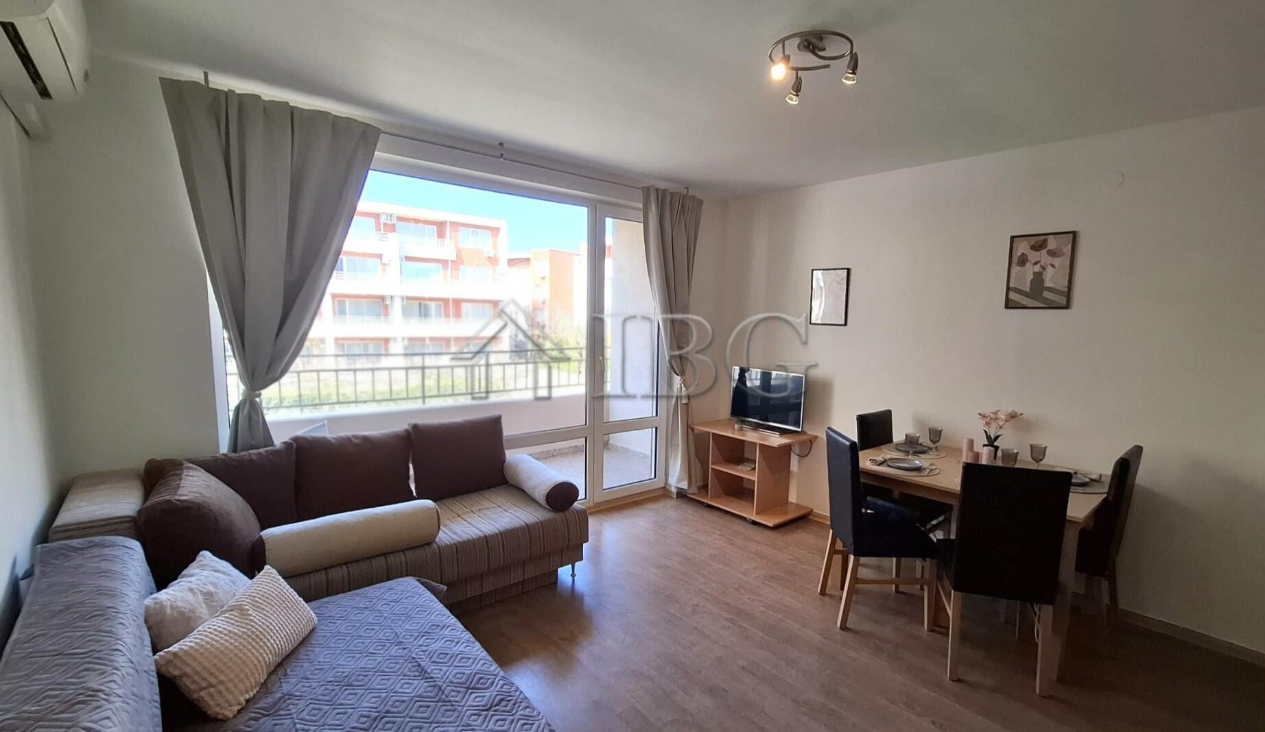 Furnished Studio with Pool View in Nessebar Fort Club, Sunny Beach — photo 3