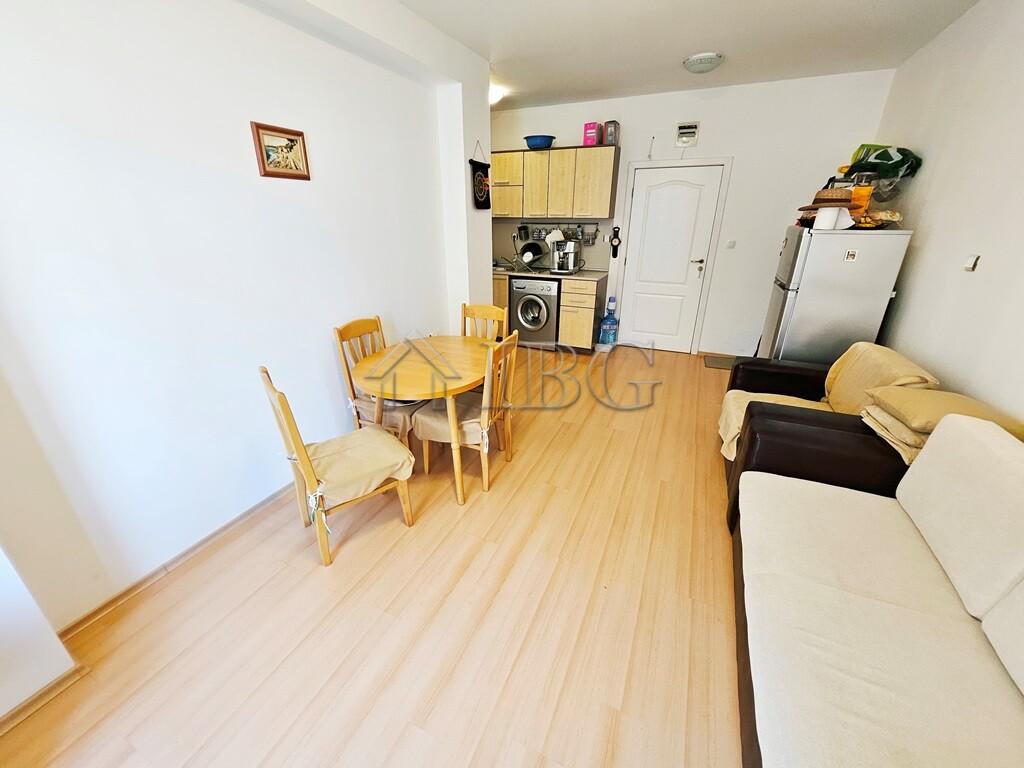 1-Bedroom Apartment with Pool View Sunny Day 5, Sunny Beach — photo 4 of 11