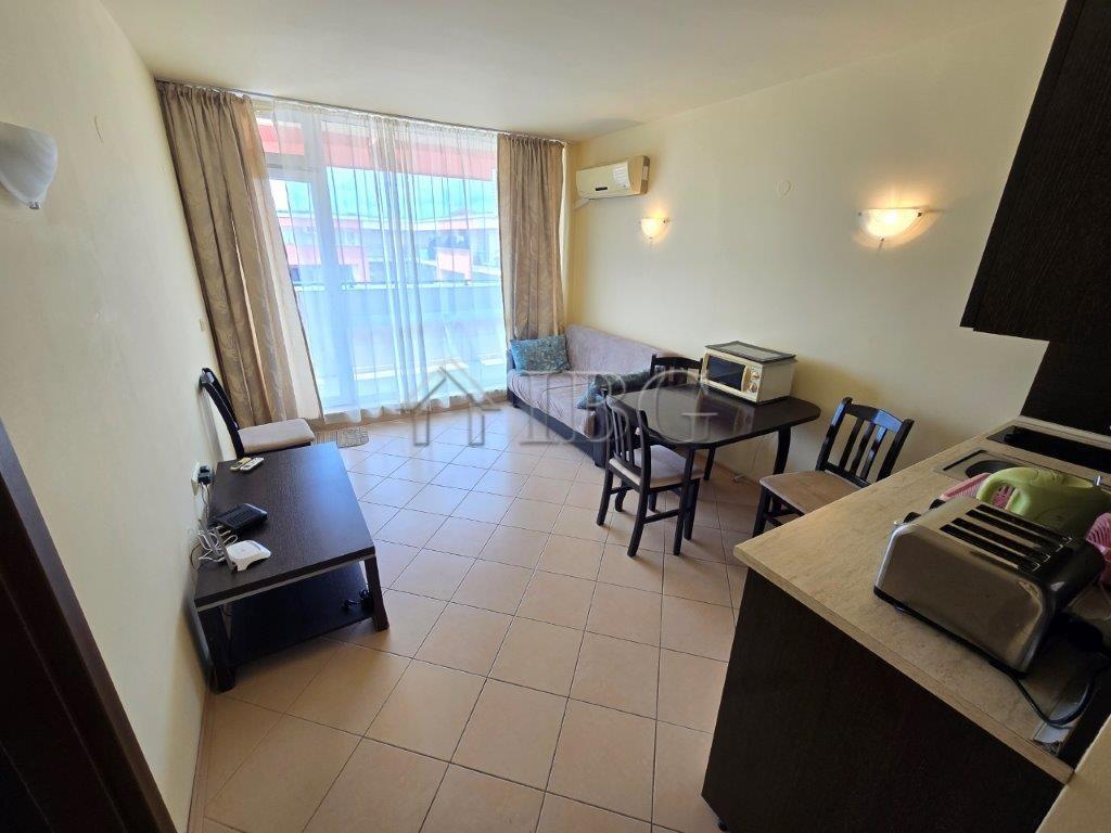 Apartment with 2 bedrooms in Sunset Beach 3, Sunny Beach — photo 2