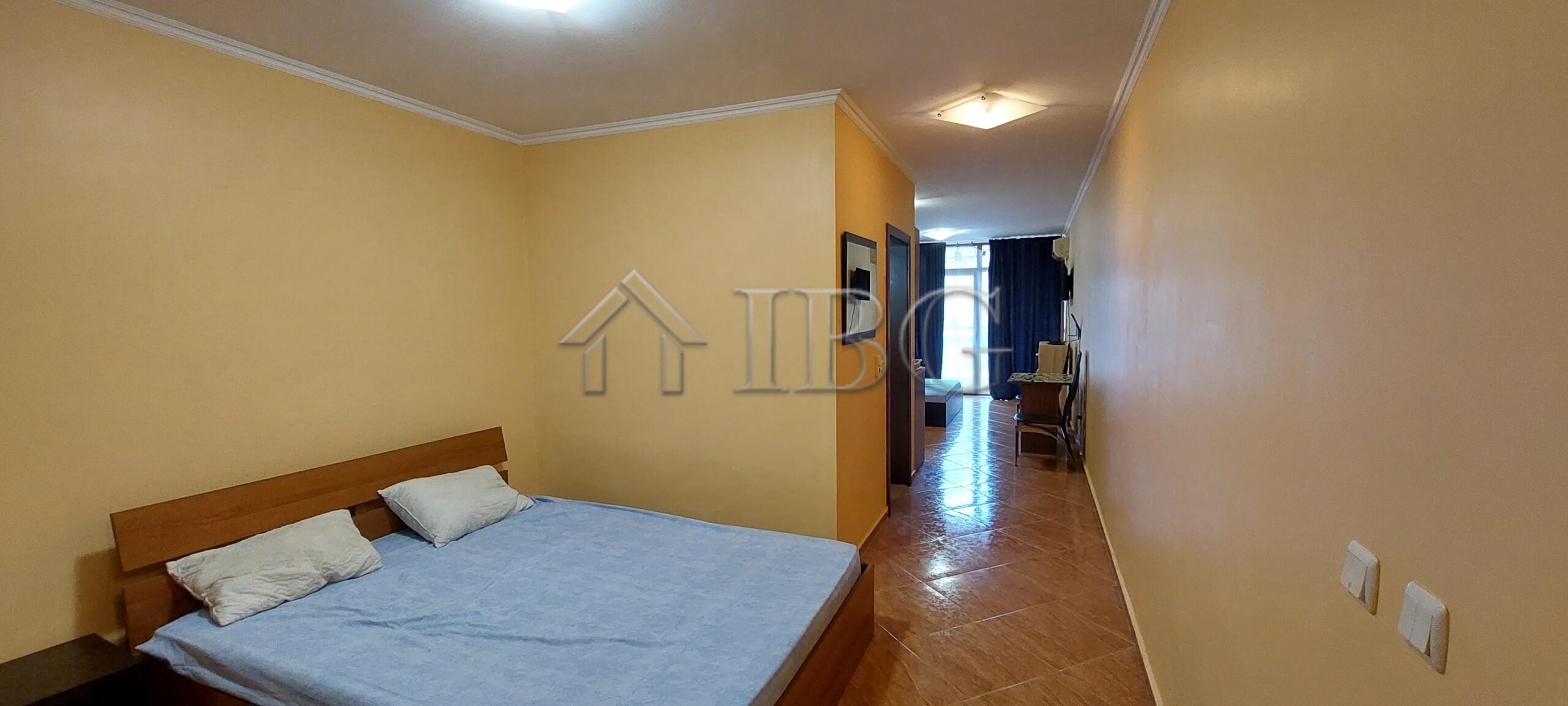 Spacious Studio with 2 Sleeping Areas, kitchen & Direct Pool Access Helios Complex — photo 6 of 16