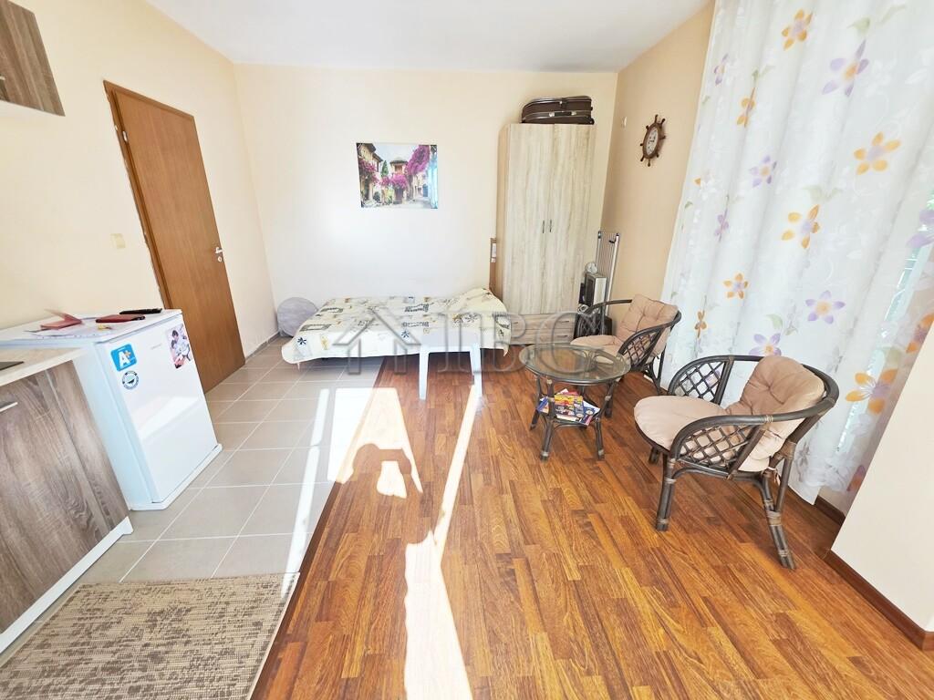 Studio with Garden View & No Maintenance Fee Golden Day, Sunny Beach — photo 3
