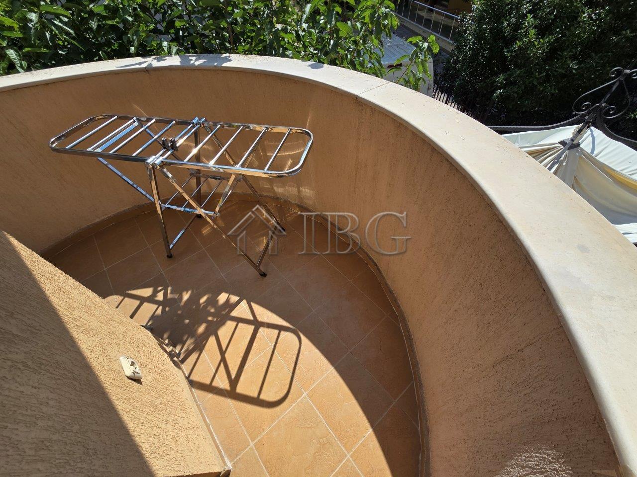 Luxury 2-Bedroom Apartment with Pool View Emerald Paradise, Sunny Beach — photo 3