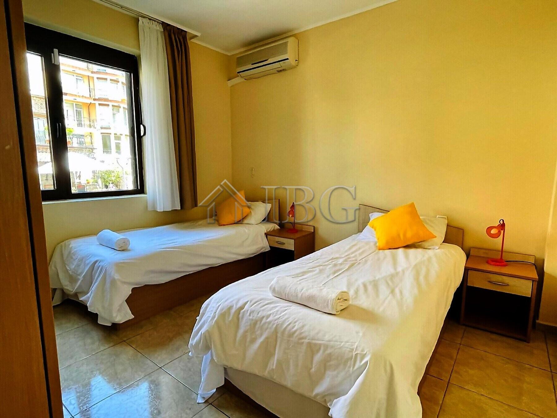 Spacious 2-Bedroom Apartment with Sea View Dolce Vita 1, Sveti Vlas — photo 13 of 17