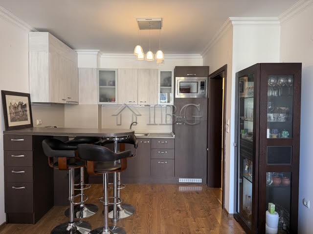 Spacious 2-Bedroom Apartment near the Beach Amphora, Sveti Vlas — photo 4 of 19
