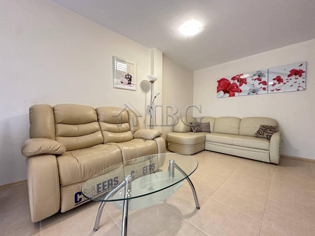 Spacious 1-Bedroom Apartment with Pool View in Lifestyle 3, Ravda — photo 10 of 14