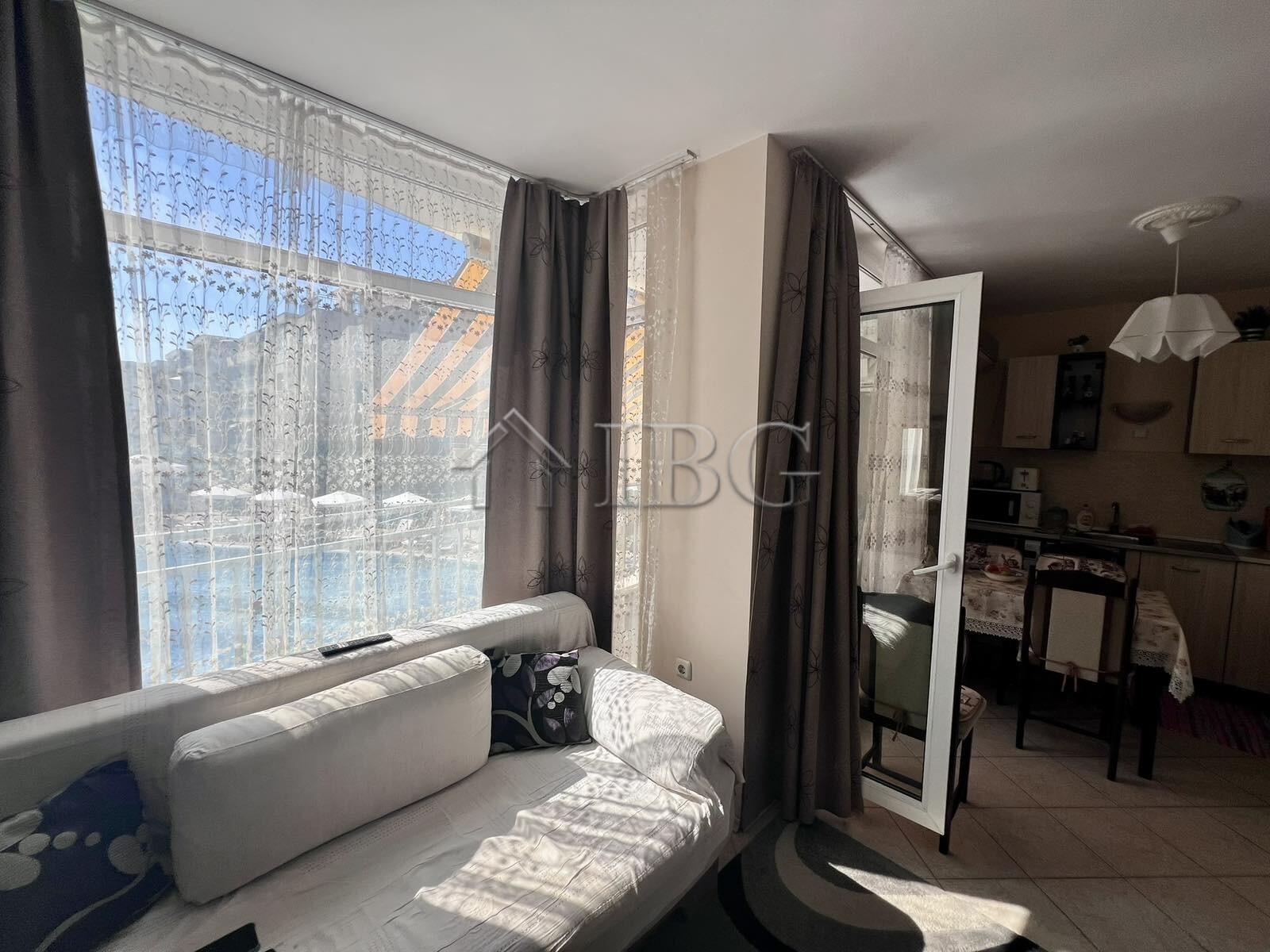 Reduced Price - 2-Bedroom Apartment with Pool View Kamelia Garden, Sunny Beach — photo 7 of 23
