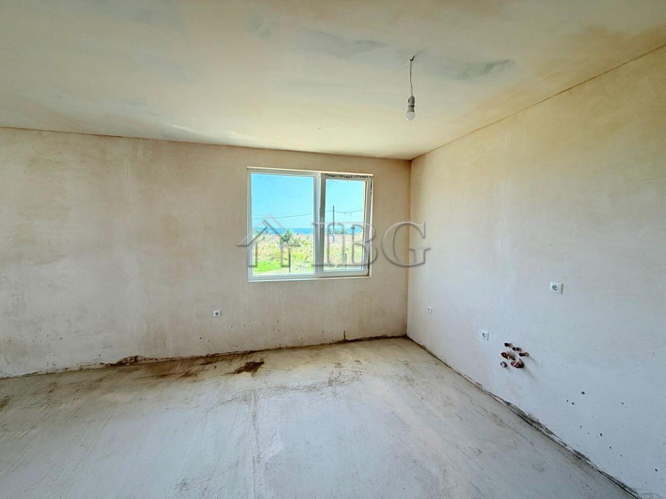 New 3-Bedroom House with Panoramic Lake View Cherni Vrah, near Burgas — photo 5 of 12