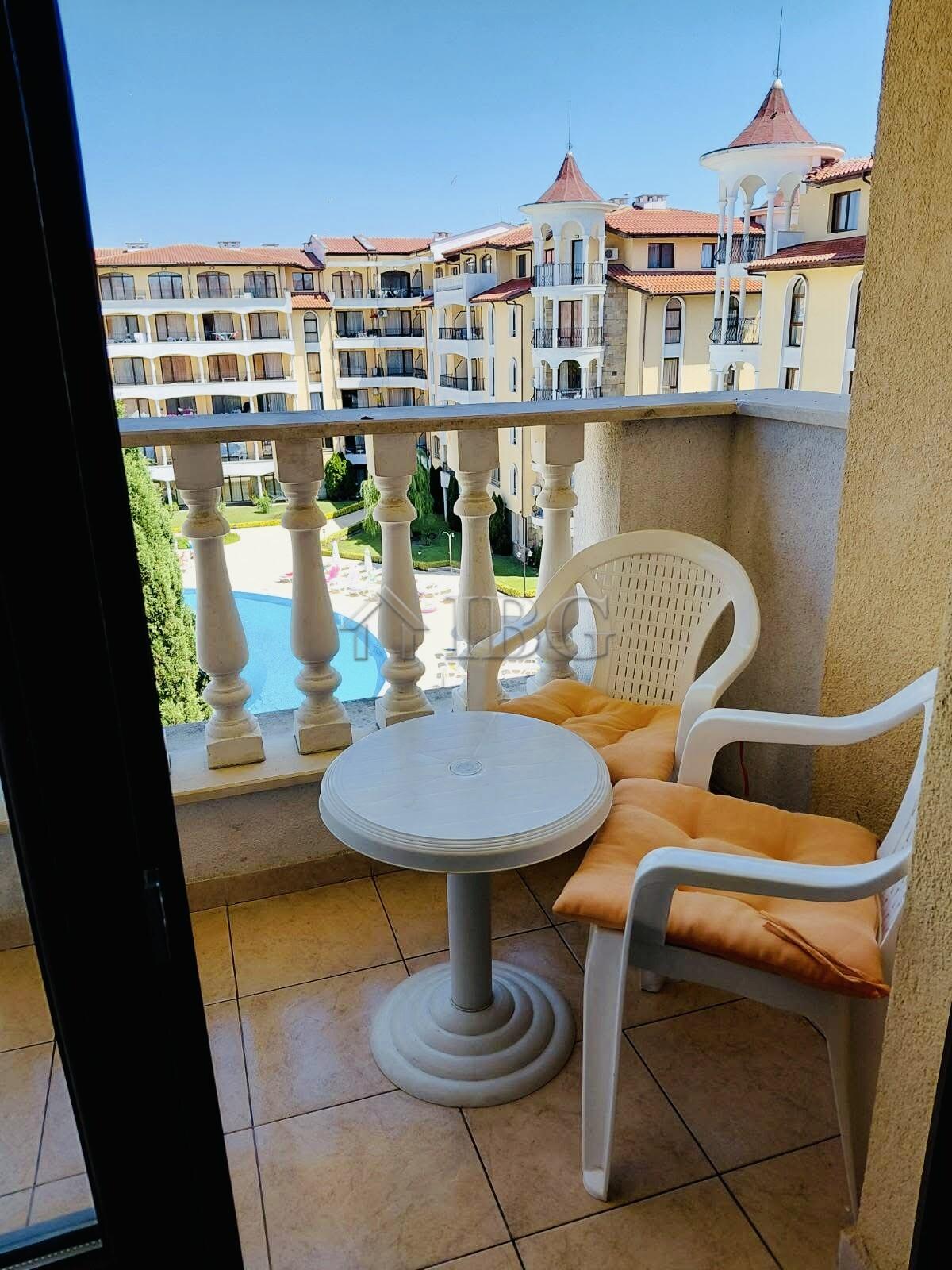 1-Bedroom Apartment with Pool View Royal Sun, Sunny Beach — photo 2