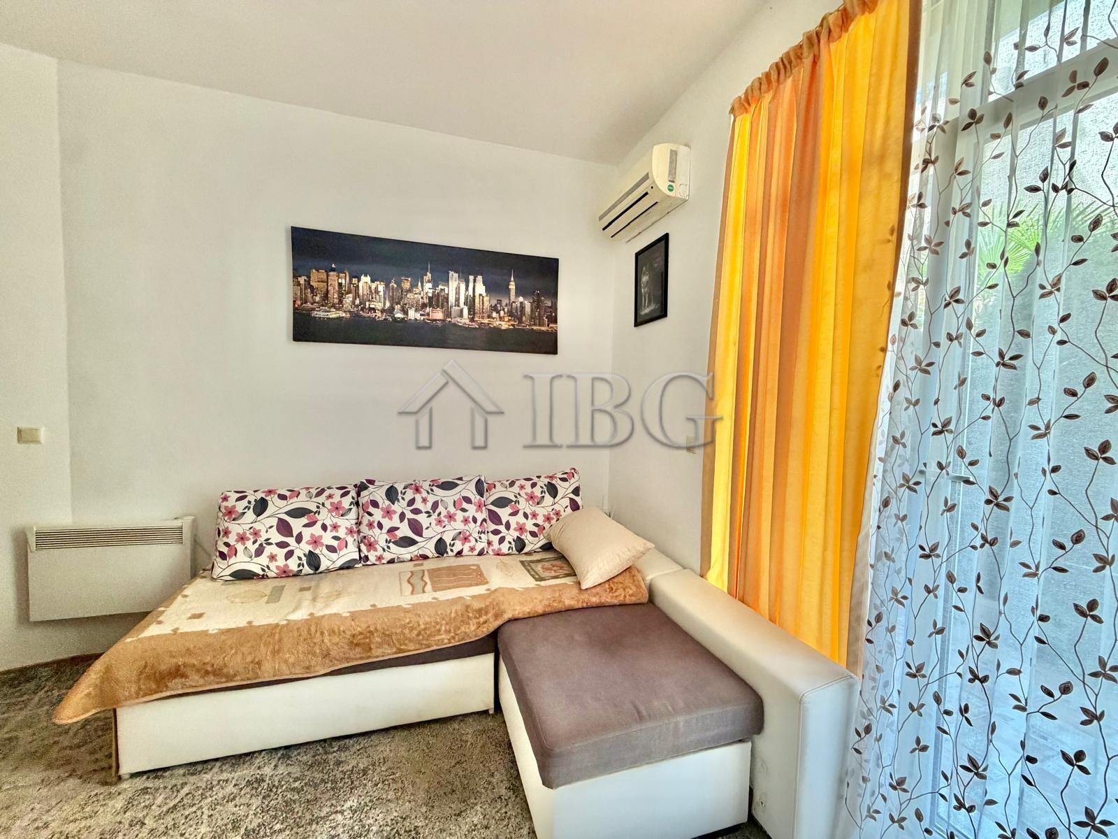 1-Bedroom Apartment with big balcony in Melia 10, Ravda — photo 6 of 14