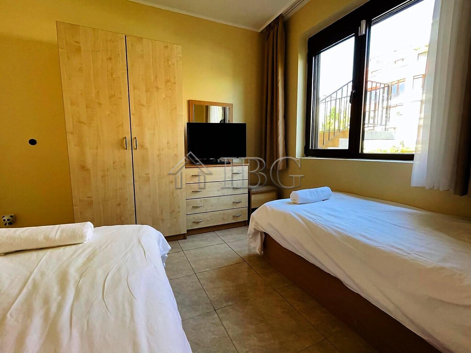 Spacious 2-Bedroom Apartment with Sea View Dolce Vita 1, Sveti Vlas — photo 16 of 17