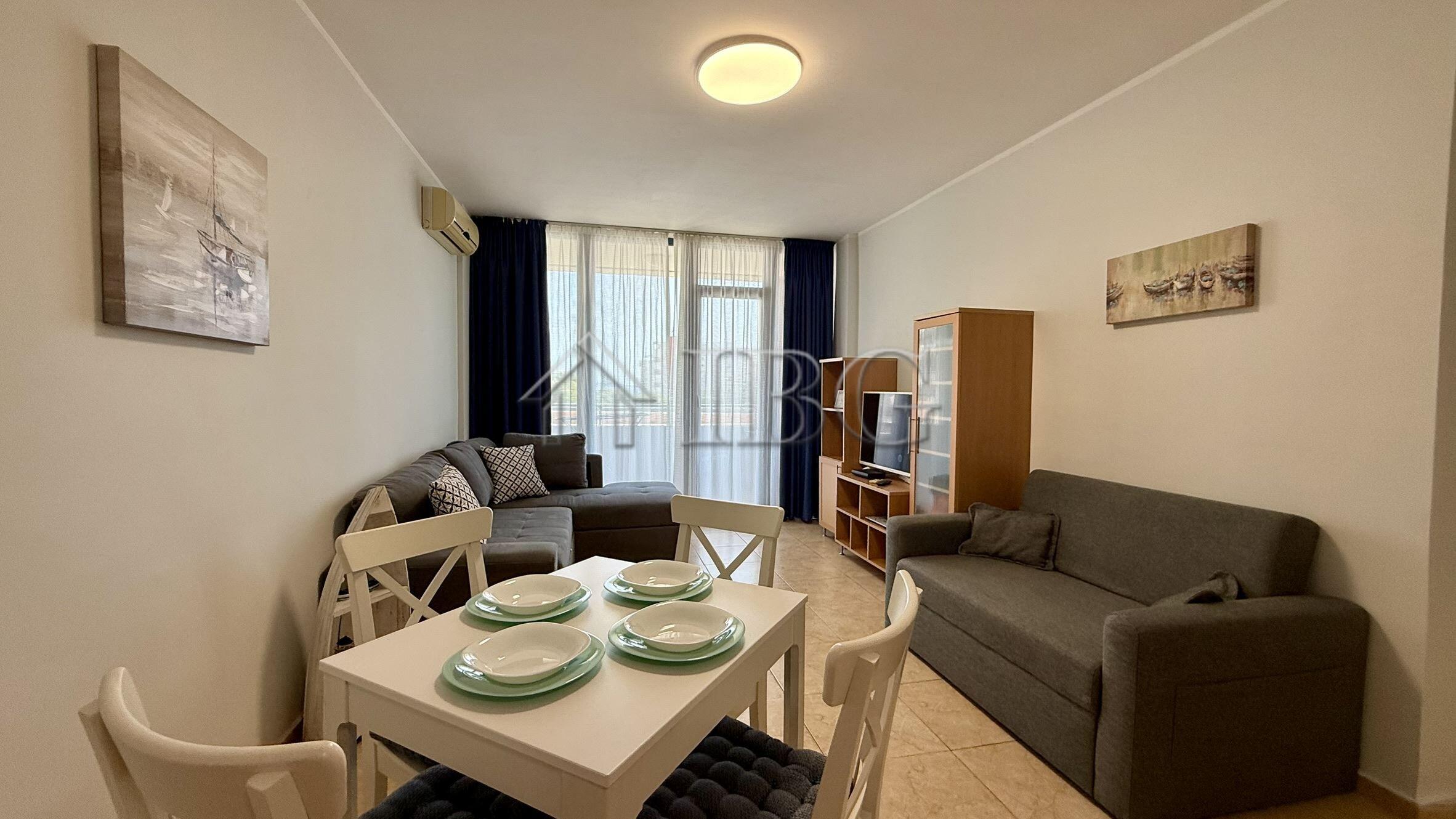1-Bedroom Apartment with Sea & Pool View Trakia Plaza, Sunny Beach — photo 6 of 14