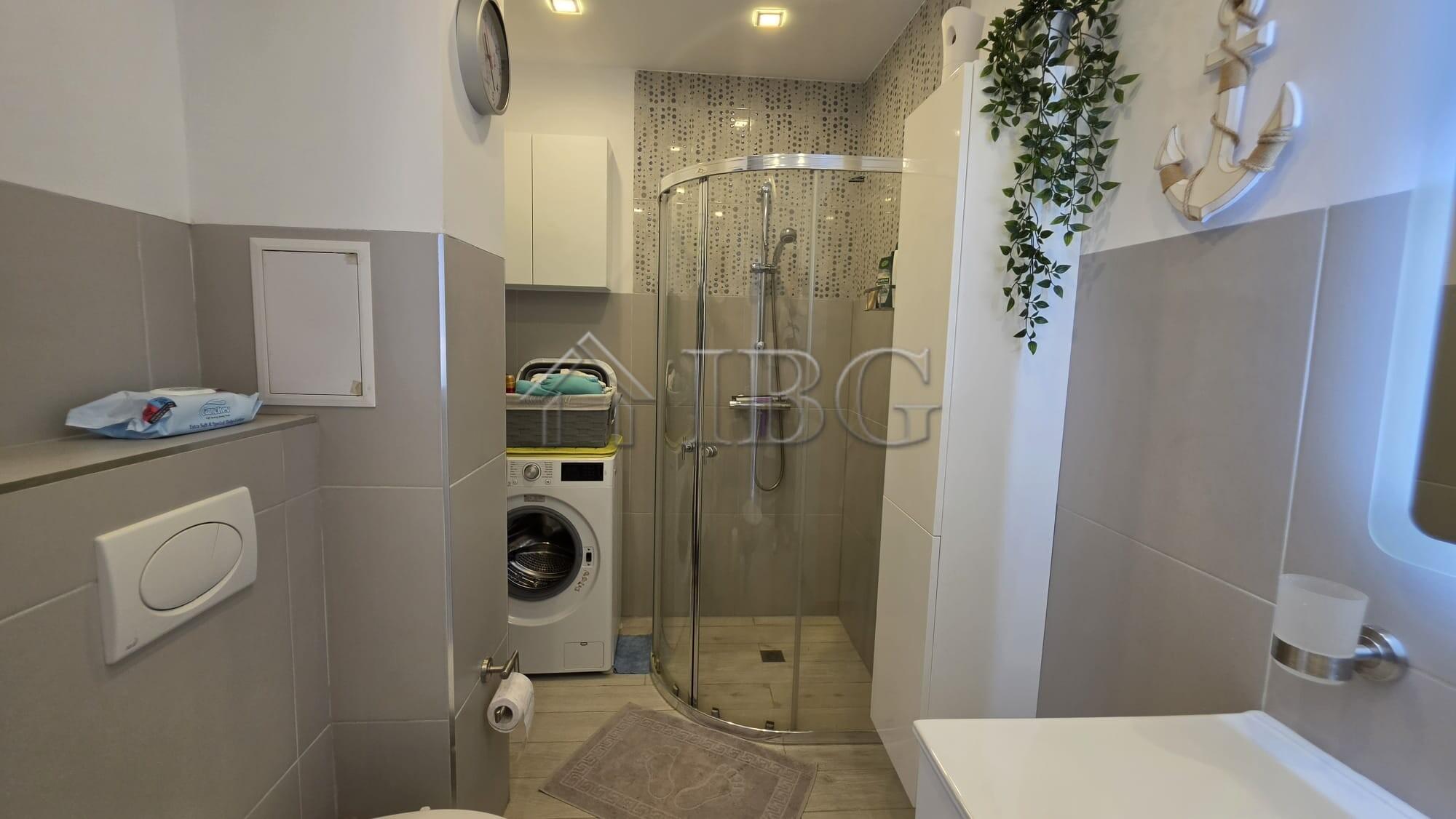 1-Bedroom Apartment with Low Maintenance Fee in Golden Day 2, Sunny Beach — photo 13 of 15