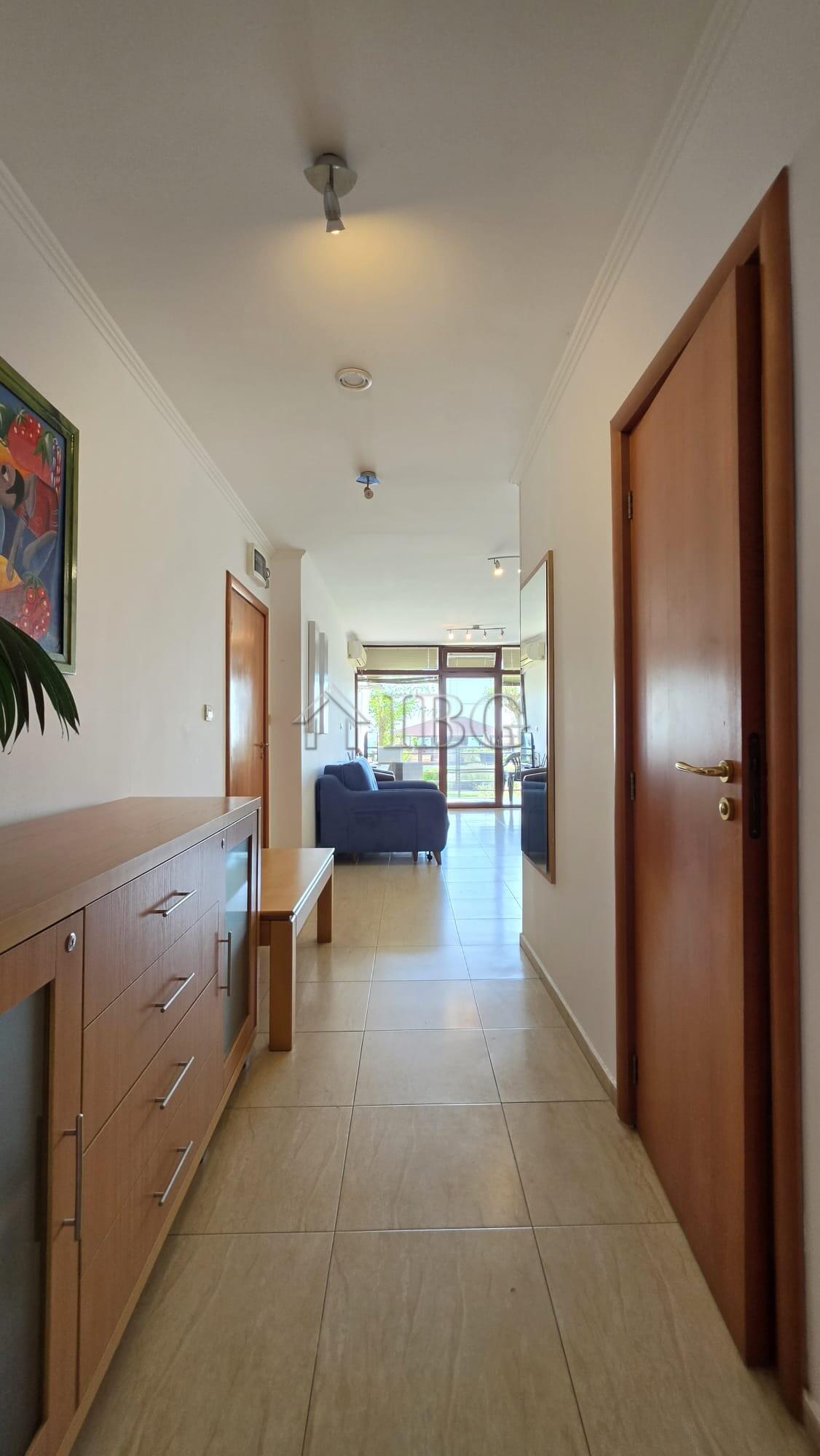 Beachfront 1-Bedroom Apartment with Sea and Pool Views in Diamant, Sveti Vlas — photo 14 of 20
