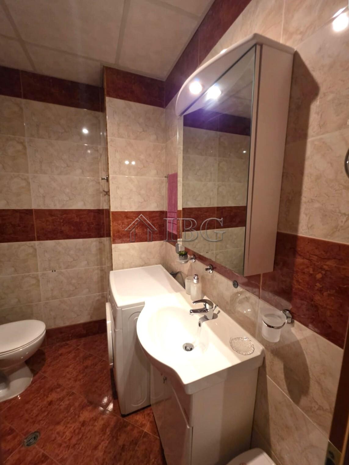 Furnished Studio with Pool View in Nessebar Fort Club, Sunny Beach — photo 8 of 12