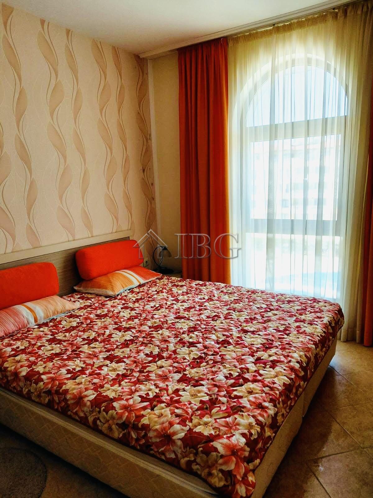 1-Bedroom Apartment with Pool View Royal Sun, Sunny Beach — photo 11 of 13