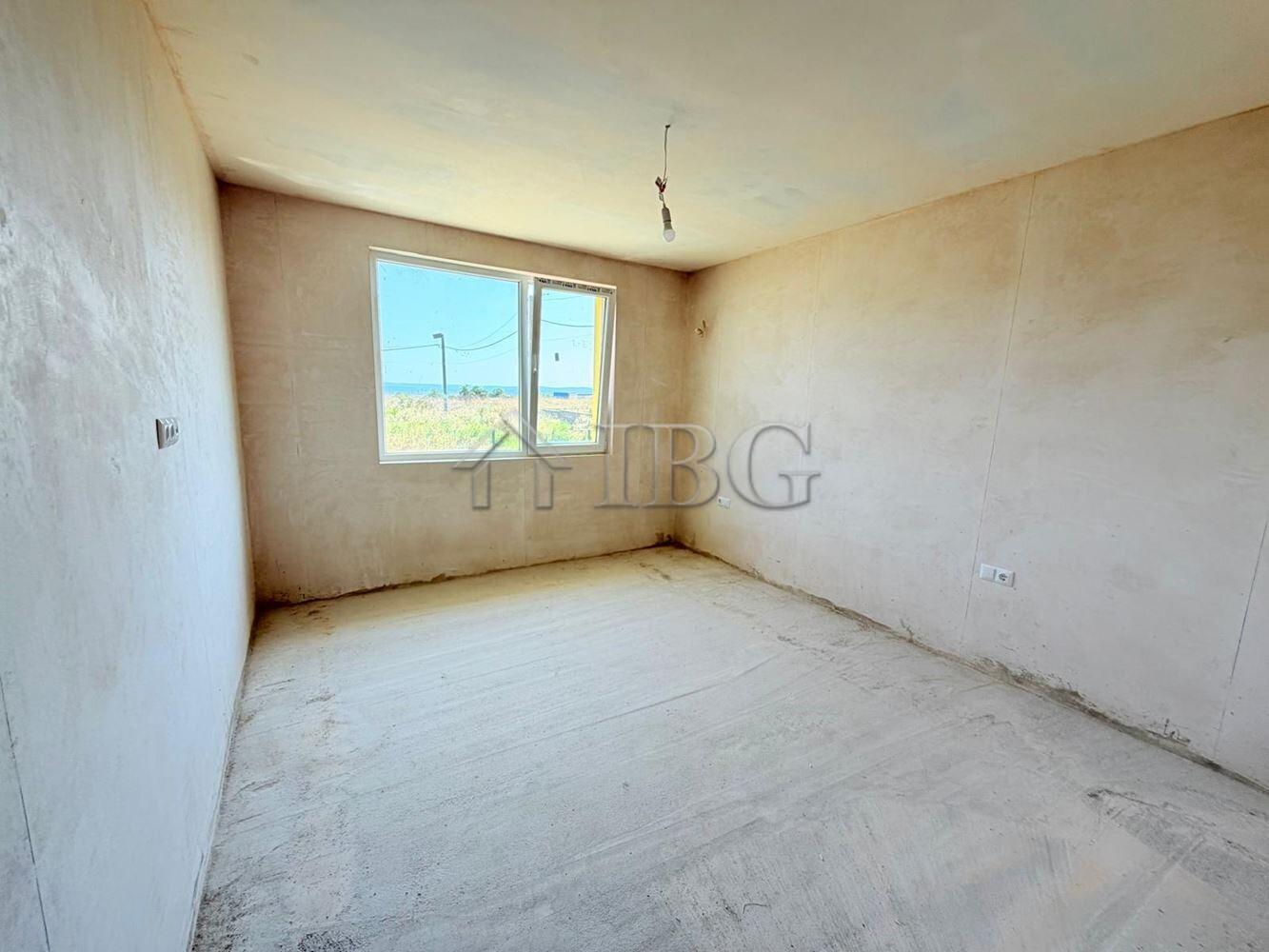 New 3-Bedroom House with Panoramic Lake View Cherni Vrah, near Burgas — photo 9 of 12