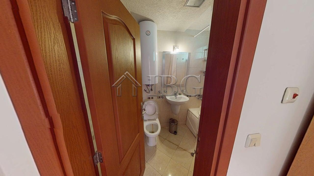 Spacious 1-Bedroom Apartment Bay View Villas, Kosharitsa — photo 14 of 16