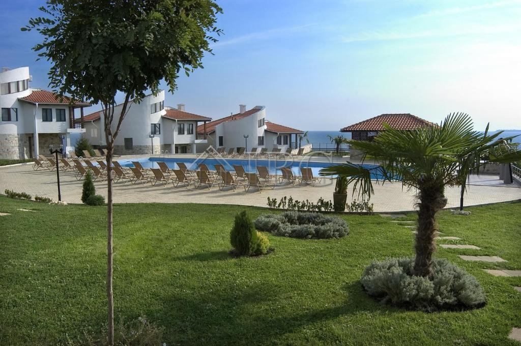 2-Bedroom Apartment with Panoramic Sea View Diamond, Sveti Vlas — photo 6 of 18