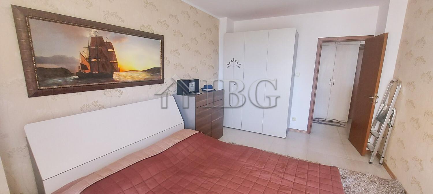 Spacious 1-Bedroom Apartment Grand Kamelia, Sunny Beach — photo 14 of 17