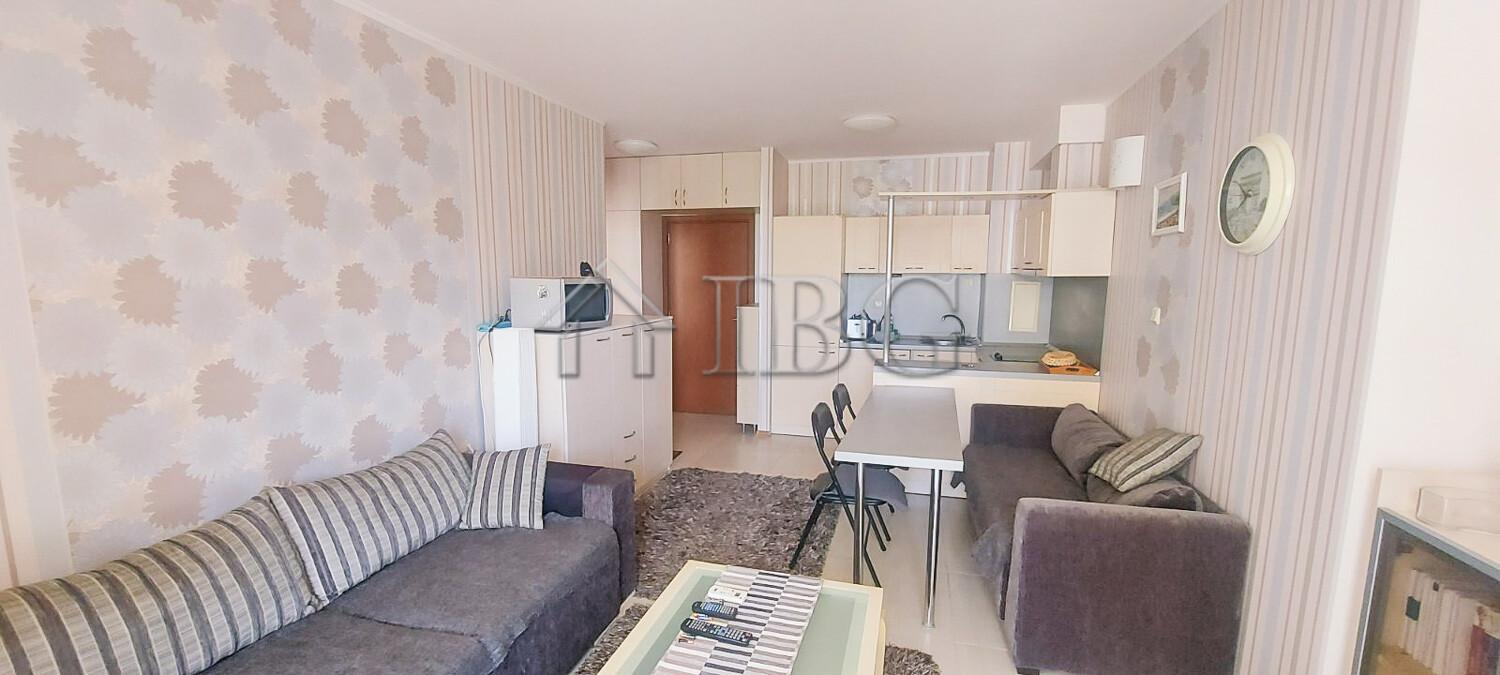 Spacious 1-Bedroom Apartment Grand Kamelia, Sunny Beach — photo 5 of 17