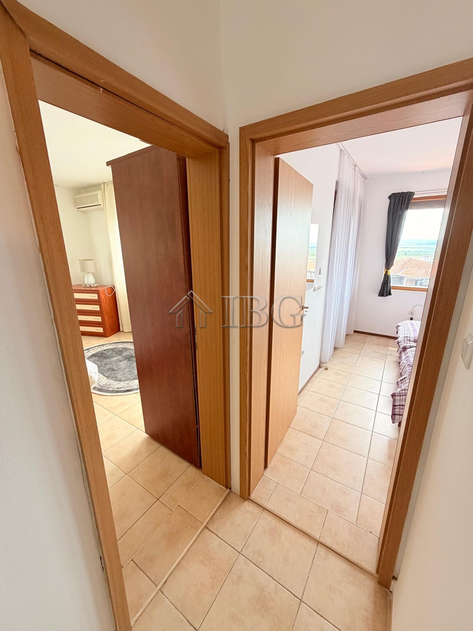 House-Style 2-Bedroom Maisonette with Pool View Sun House, Kosharitsa — photo 16 of 24
