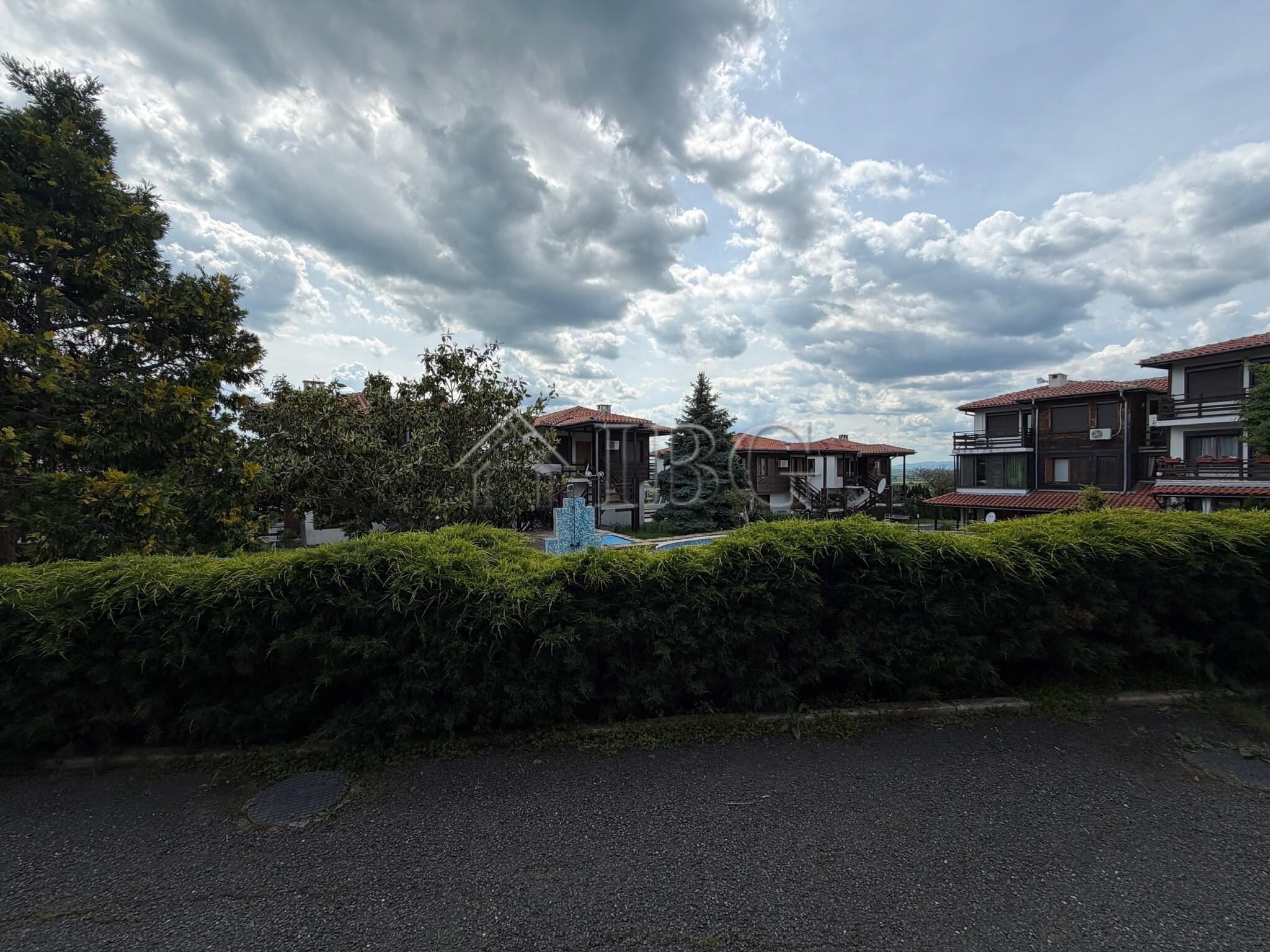 House-Style 2-Bedroom Maisonette with Pool View Sun House, Kosharitsa — photo 21 of 24
