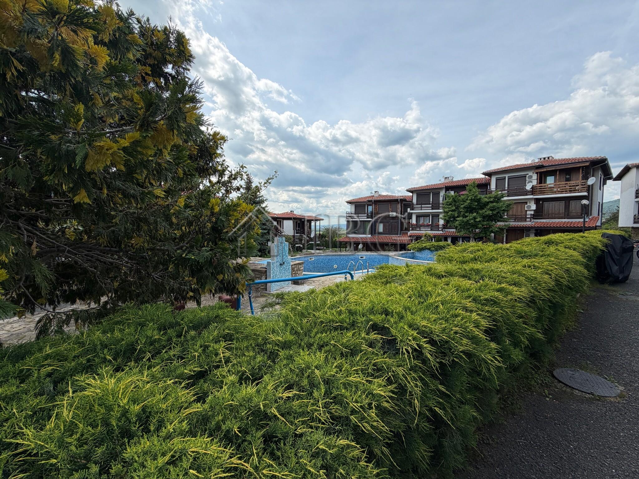 House-Style 2-Bedroom Maisonette with Pool View Sun House, Kosharitsa — main photo