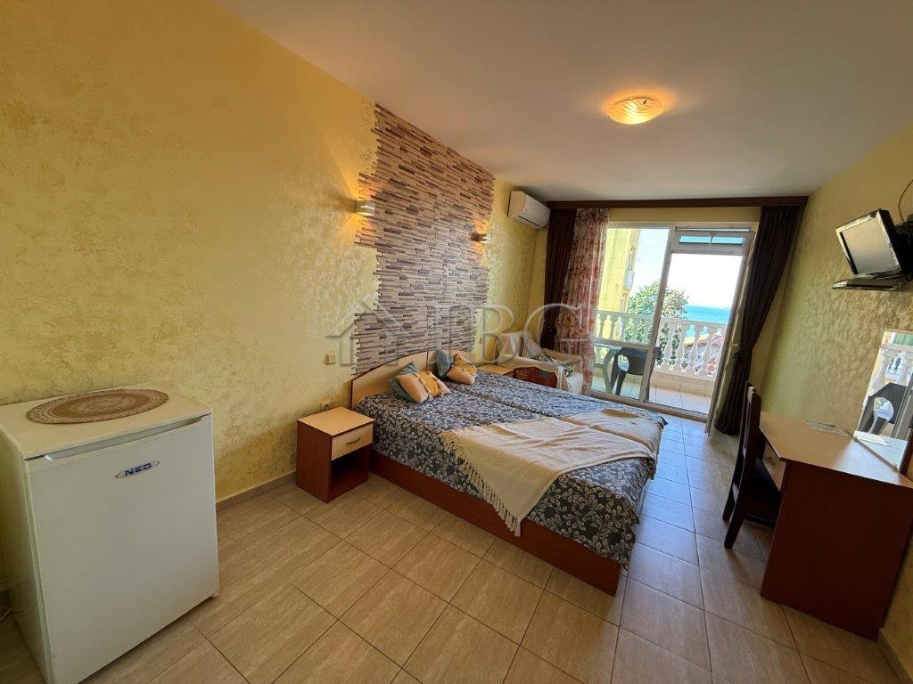 Apartment Converted into 2 Independent Studios near Marina Dinevi, Sveti Vlas — photo 3