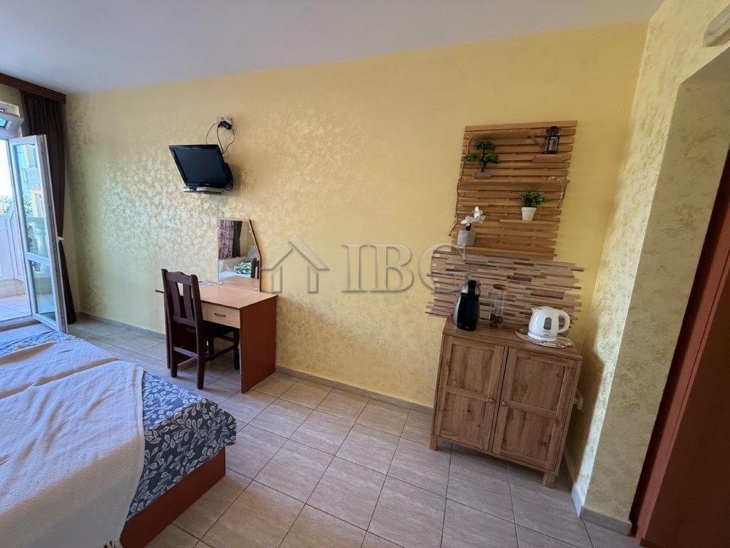 Apartment Converted into 2 Independent Studios near Marina Dinevi, Sveti Vlas — photo 5 of 25