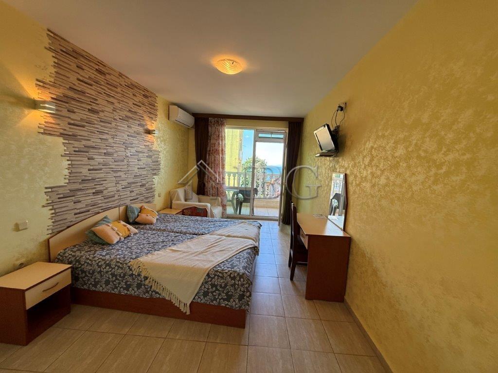 Apartment Converted into 2 Independent Studios near Marina Dinevi, Sveti Vlas — photo 10 of 25