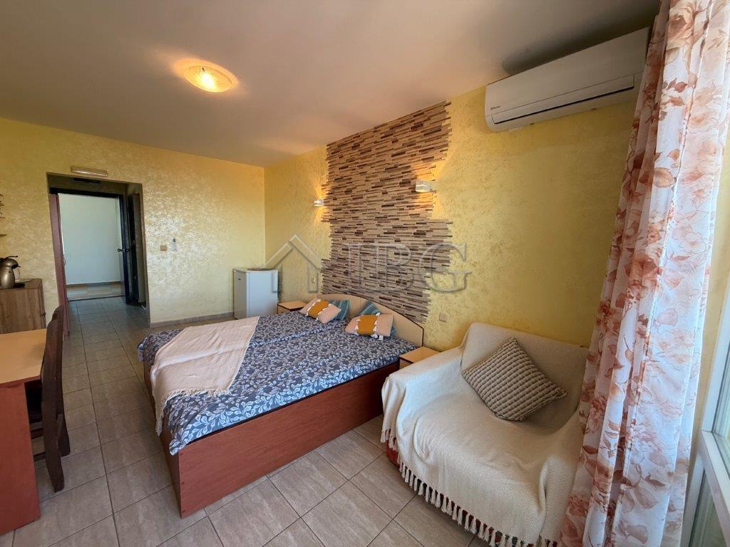 Apartment Converted into 2 Independent Studios near Marina Dinevi, Sveti Vlas — photo 11 of 25