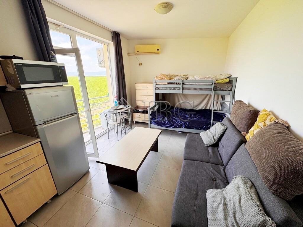 Studio with Balcony in Sunny Day 5, Sunny Beach — photo 6 of 12