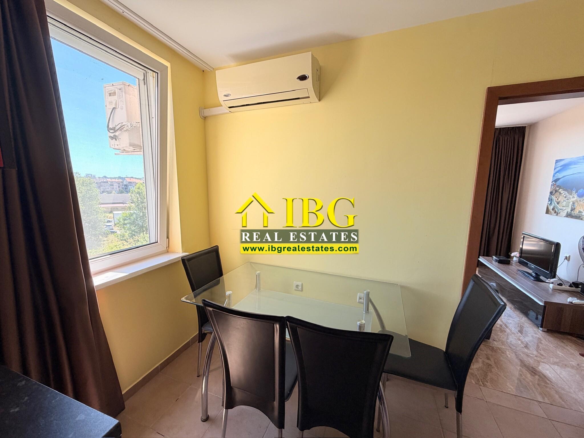 Compact 2-Bedroom Apartment - Great Rental Potential Holiday Fort Club, Sunny Beach — photo 9 of 25