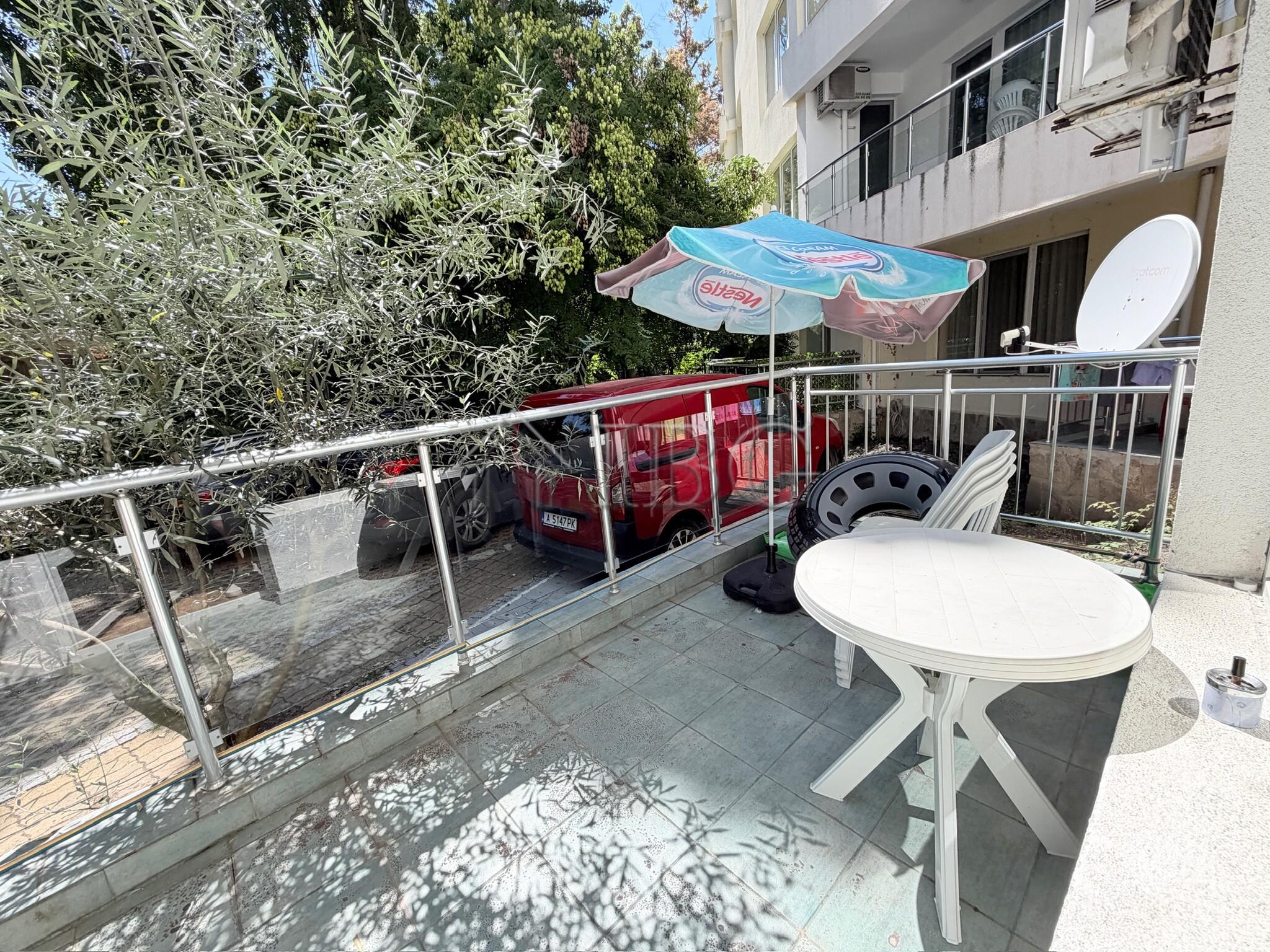 Furnished 1-Bedroom Apartment Yassen Complex, Sunny Beach - 2nd Line to the Beach — photo 7 of 14