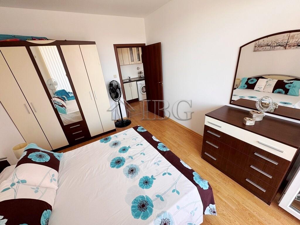 1-Bedroom Apartment with Pool View Sunny Day 6, Sunny Beach — photo 15 of 20