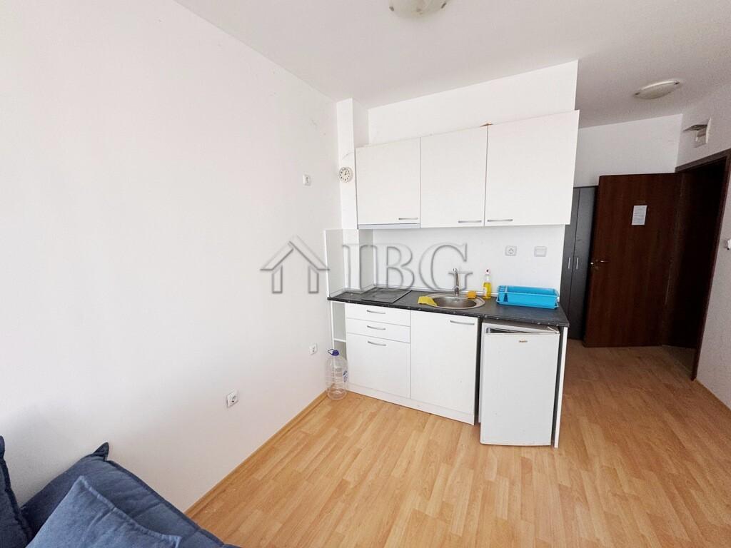 Furnished Studio with Pool View in Sunny Day 6, Sunny Beach — photo 7 of 11