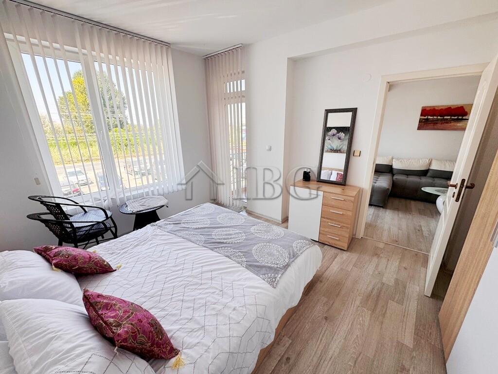 2-Bedroom Apartment with Two Balconies Sunny Day 4, Sunny Beach — photo 10 of 19