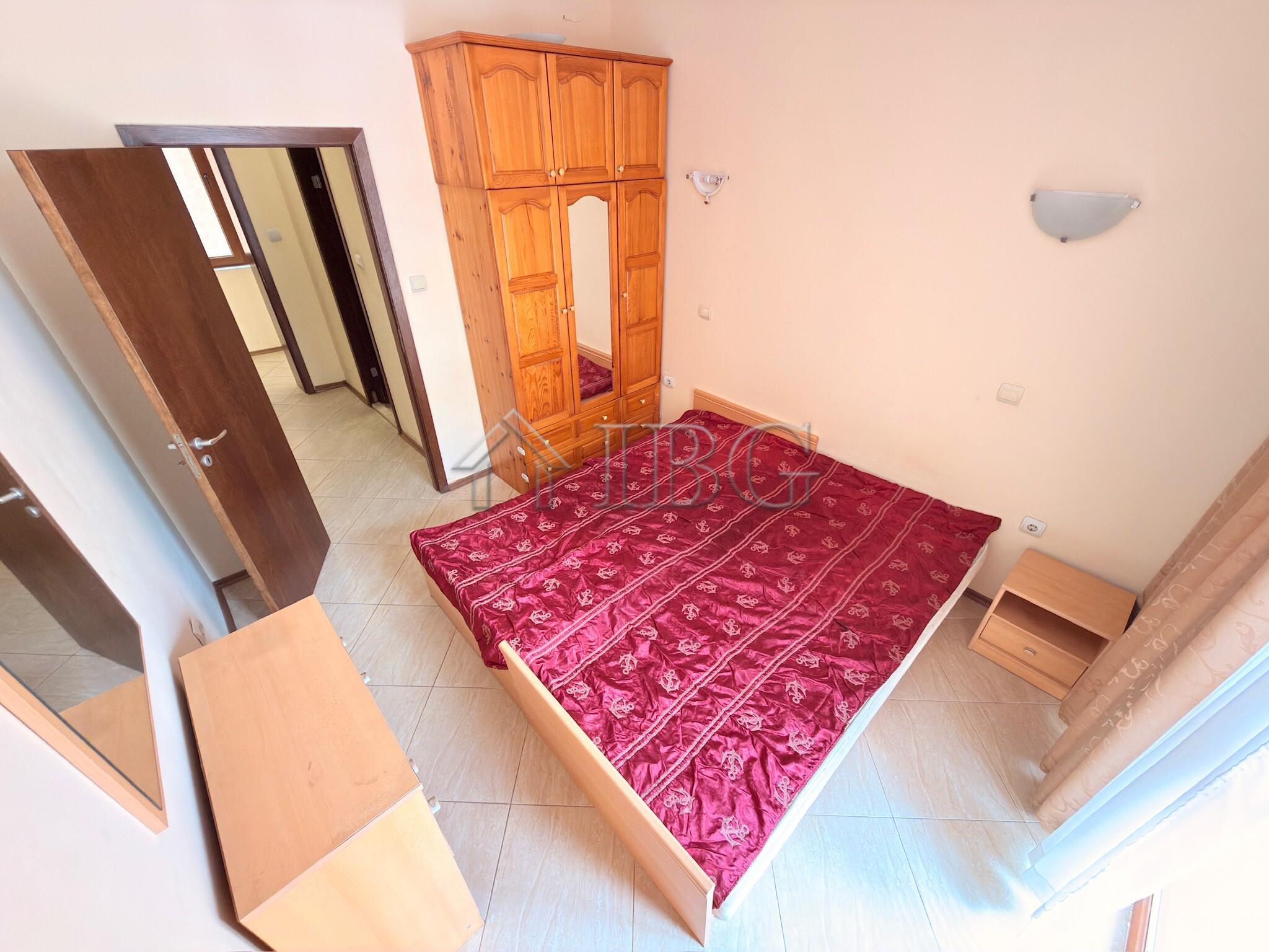 1-Bedroom Apartment with Pool View Sunny Sea Palace, Sunny Beach — photo 6 of 12