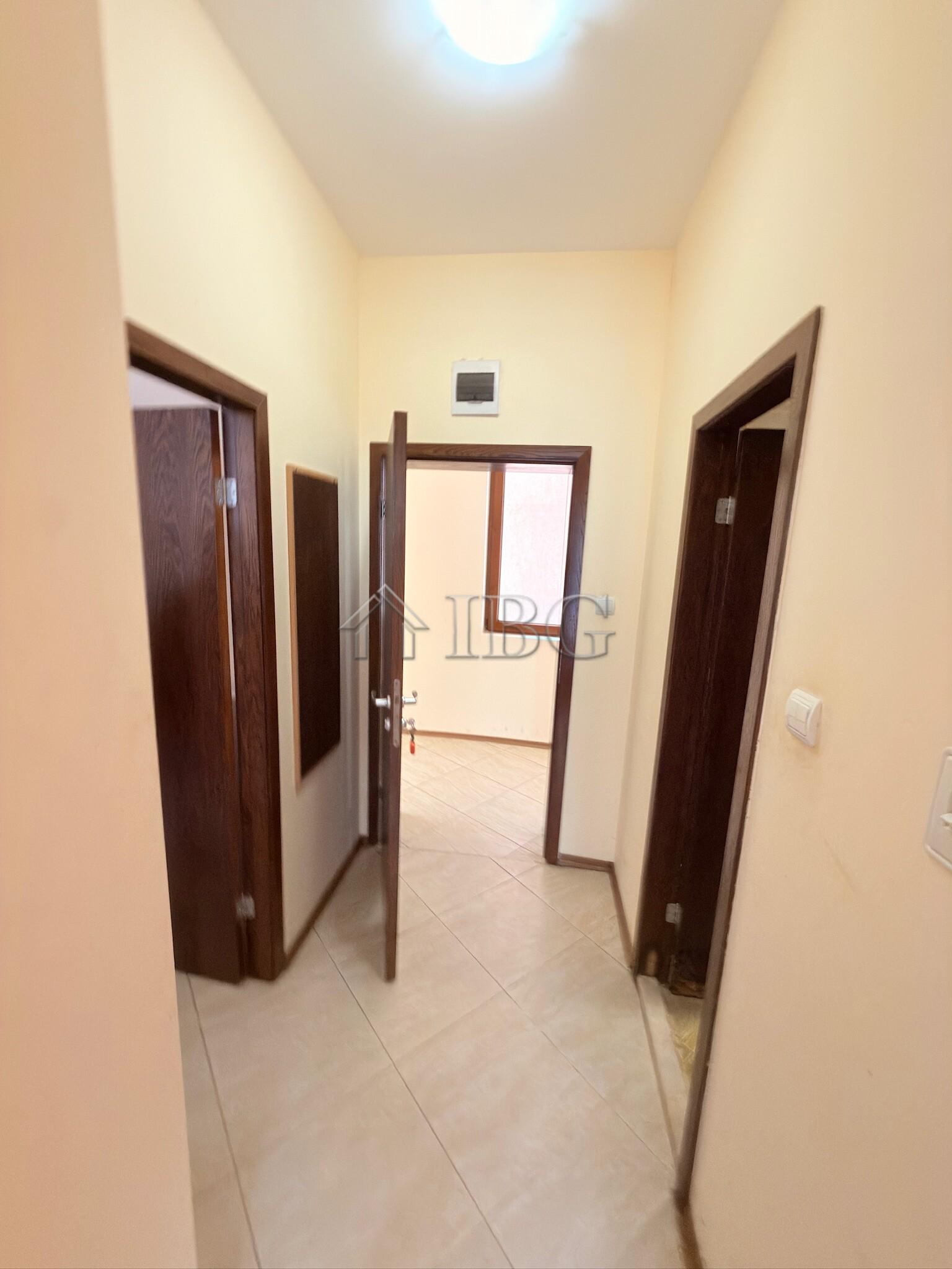 1-Bedroom Apartment with Pool View Sunny Sea Palace, Sunny Beach — photo 7 of 12