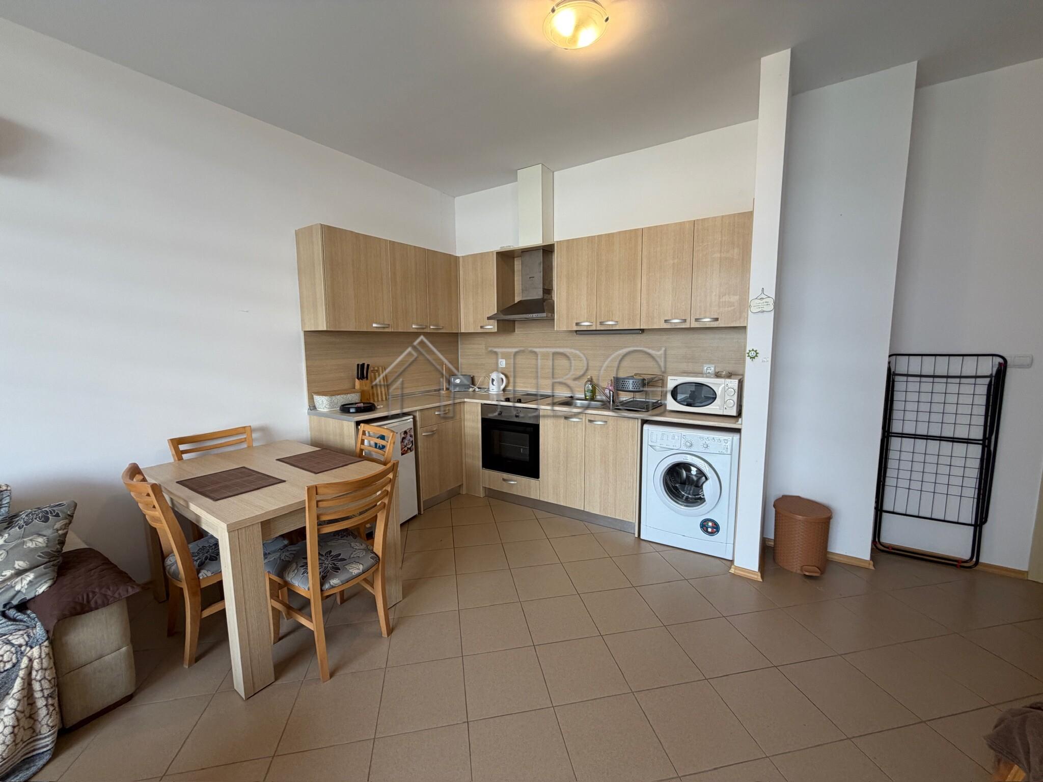 Spacious 1-Bedroom Apartment with Pool View Grand Kamelia, Sunny Beach — photo 4 of 19