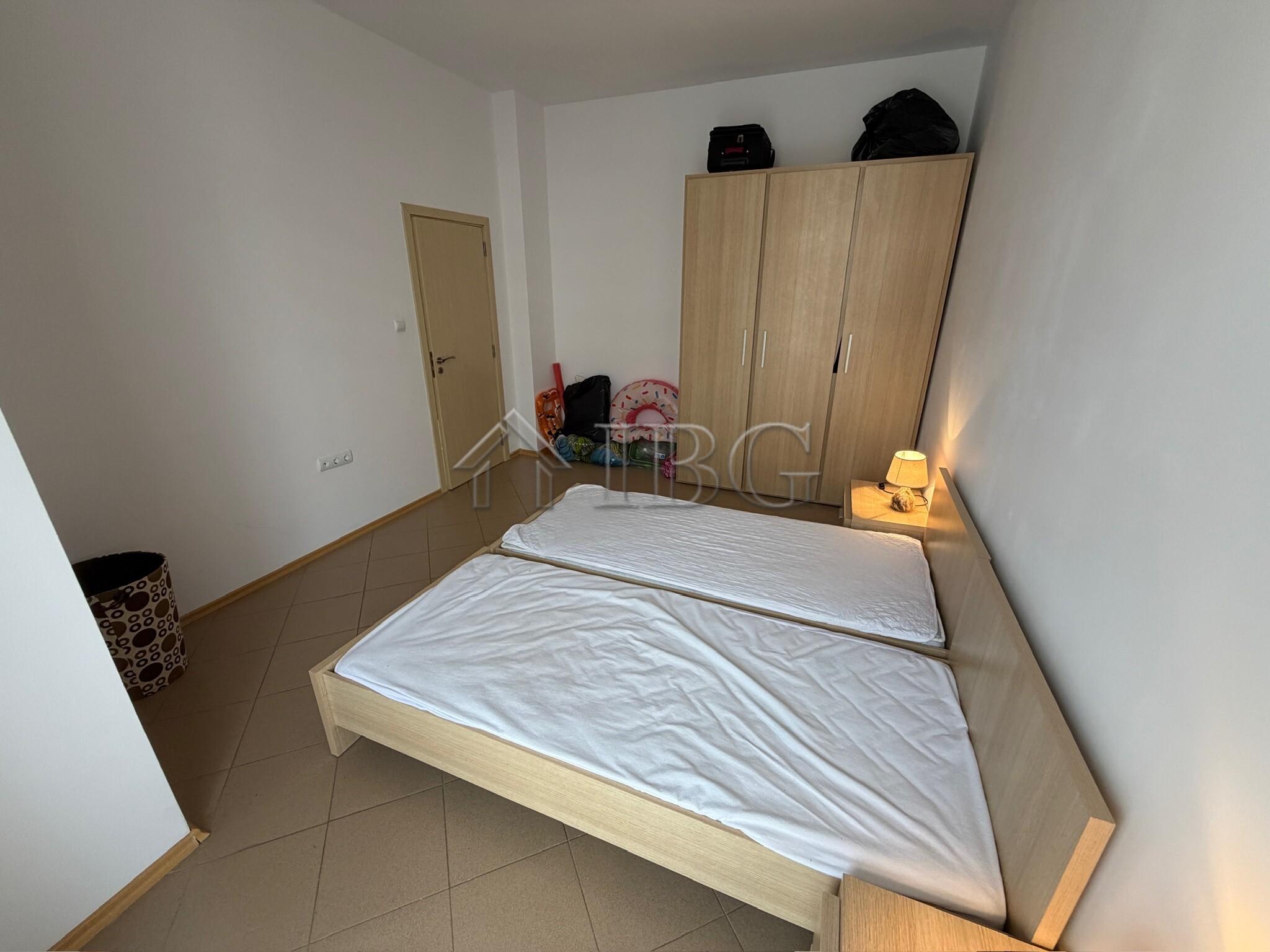 Spacious 1-Bedroom Apartment with Pool View Grand Kamelia, Sunny Beach — photo 5 of 19