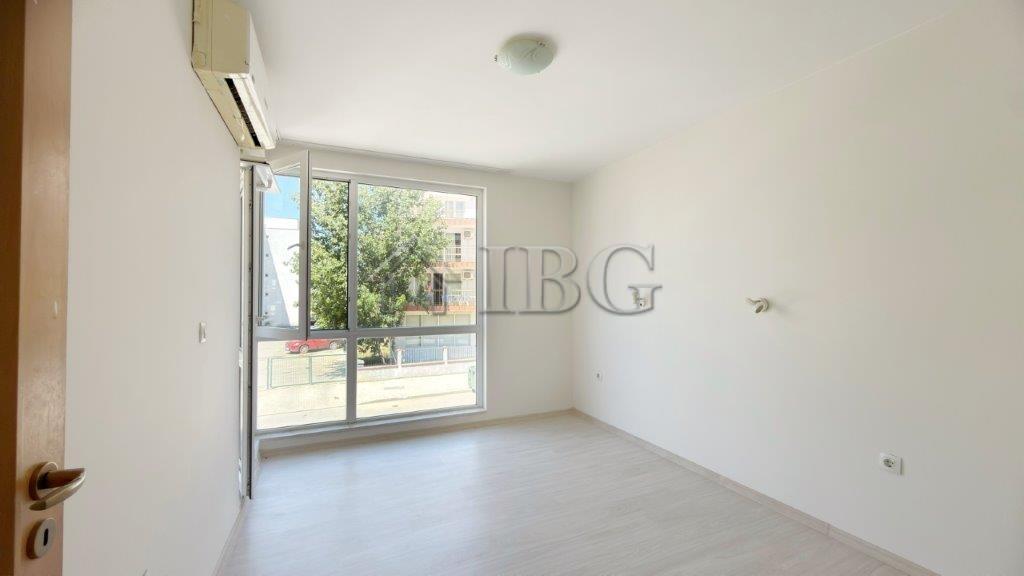 1-Bedroom Apartment with South-West Exposure Darius, Sunny Beach — photo 10 of 25