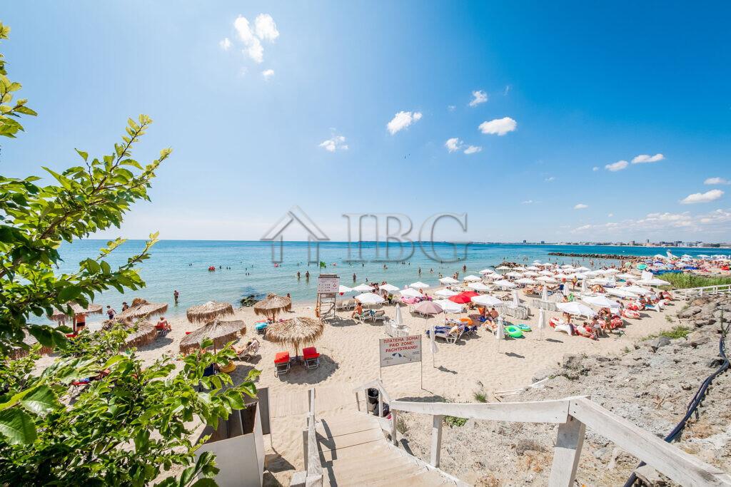 Spacious 2-Bedroom Apartment with Sea & Pool Views Prestige Fort Beach, Sveti Vlas — photo 25 of 25