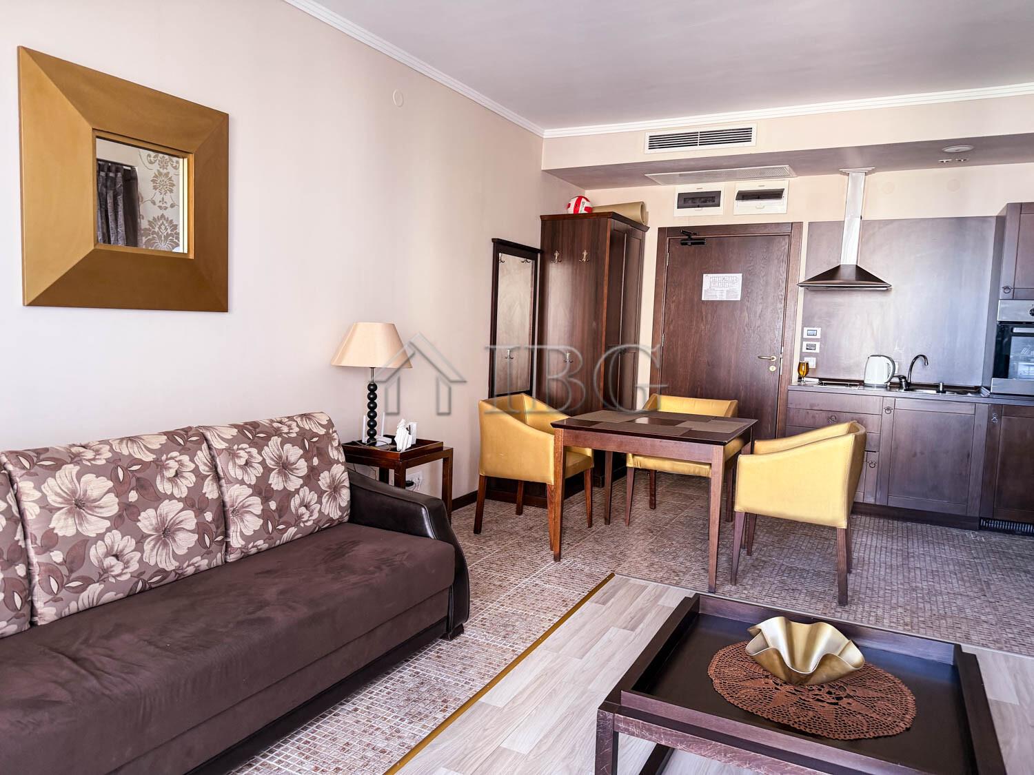 1-Bedroom Apartment with Pool & Partial Sea View Barcelo Royal Beach, Sunny Beach — photo 10 of 25
