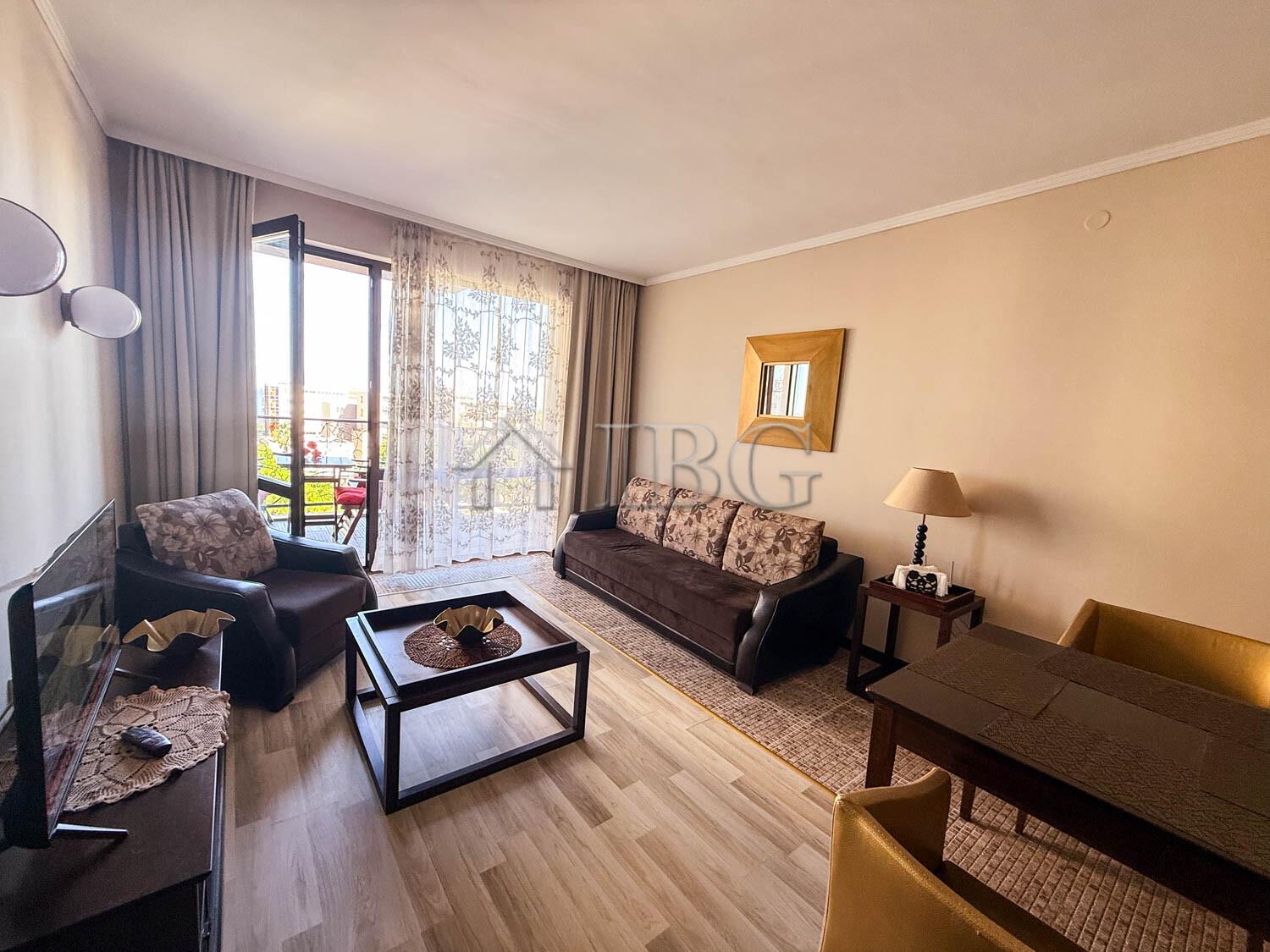 1-Bedroom Apartment with Pool & Partial Sea View Barcelo Royal Beach, Sunny Beach — photo 17 of 25