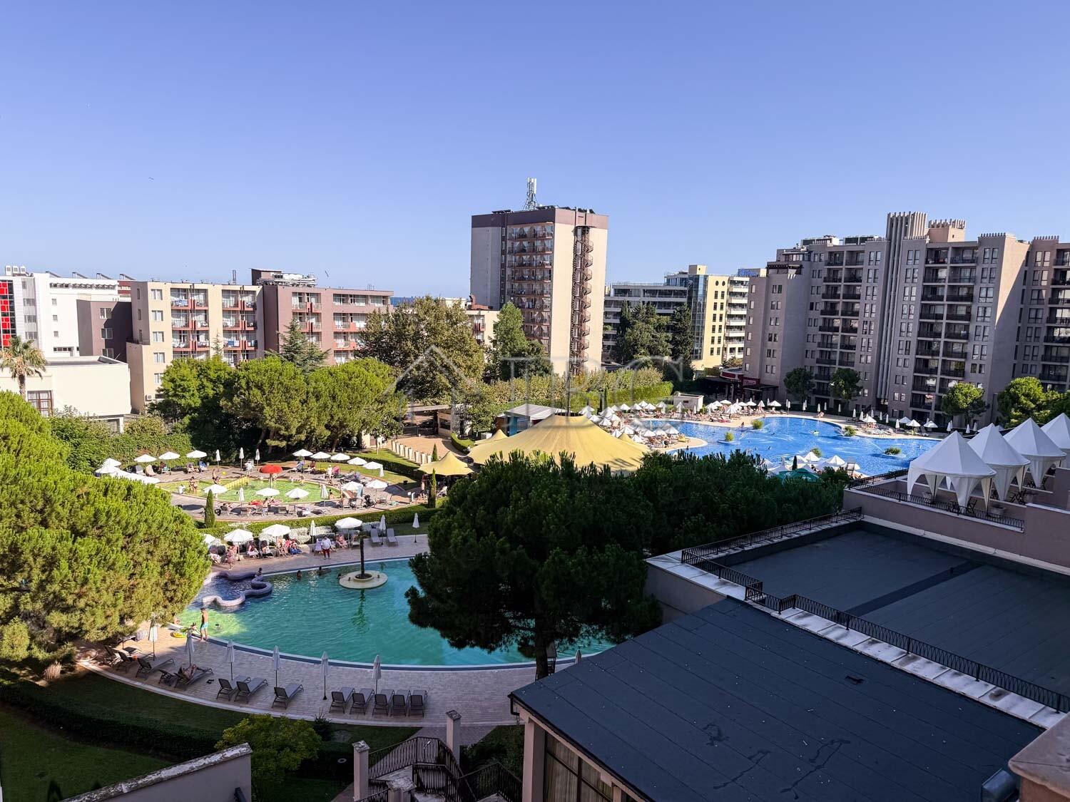 1-Bedroom Apartment with Pool & Partial Sea View Barcelo Royal Beach, Sunny Beach — photo 6 of 25