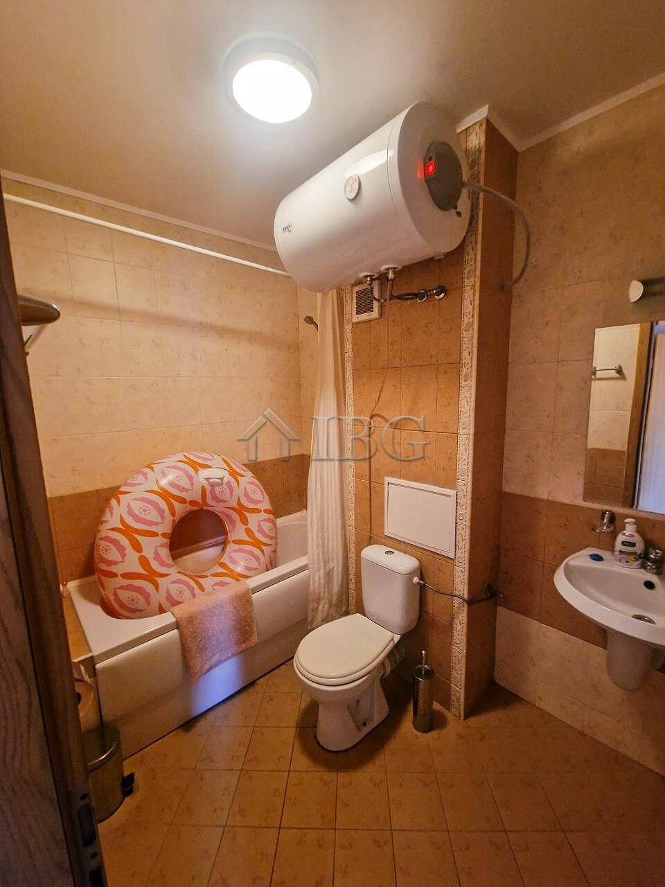 NEW! Spacious 2-Bedroom Apartment Royal Sun, Sunny Beach — photo 15 of 16