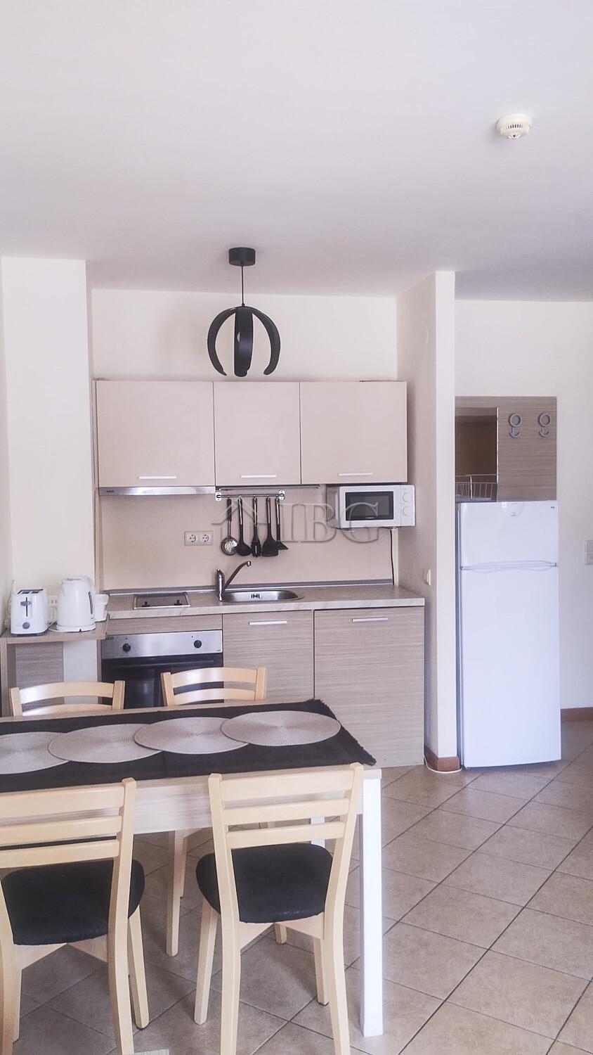 1-Bedroom Apartment with Pool View Royal Sun, Sunny Beach — photo 10 of 20